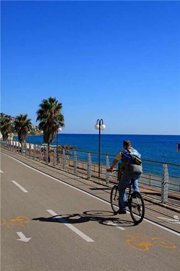 3rd International Conference on Horizons for Information Architecture, Security and Cloud Intelligent Technology (HIASCIT 2015): Programming, Software Quality, Online Communities, Cyber Behaviour and Business :: Sanremo - Italy :: July 9 – 10, 2015